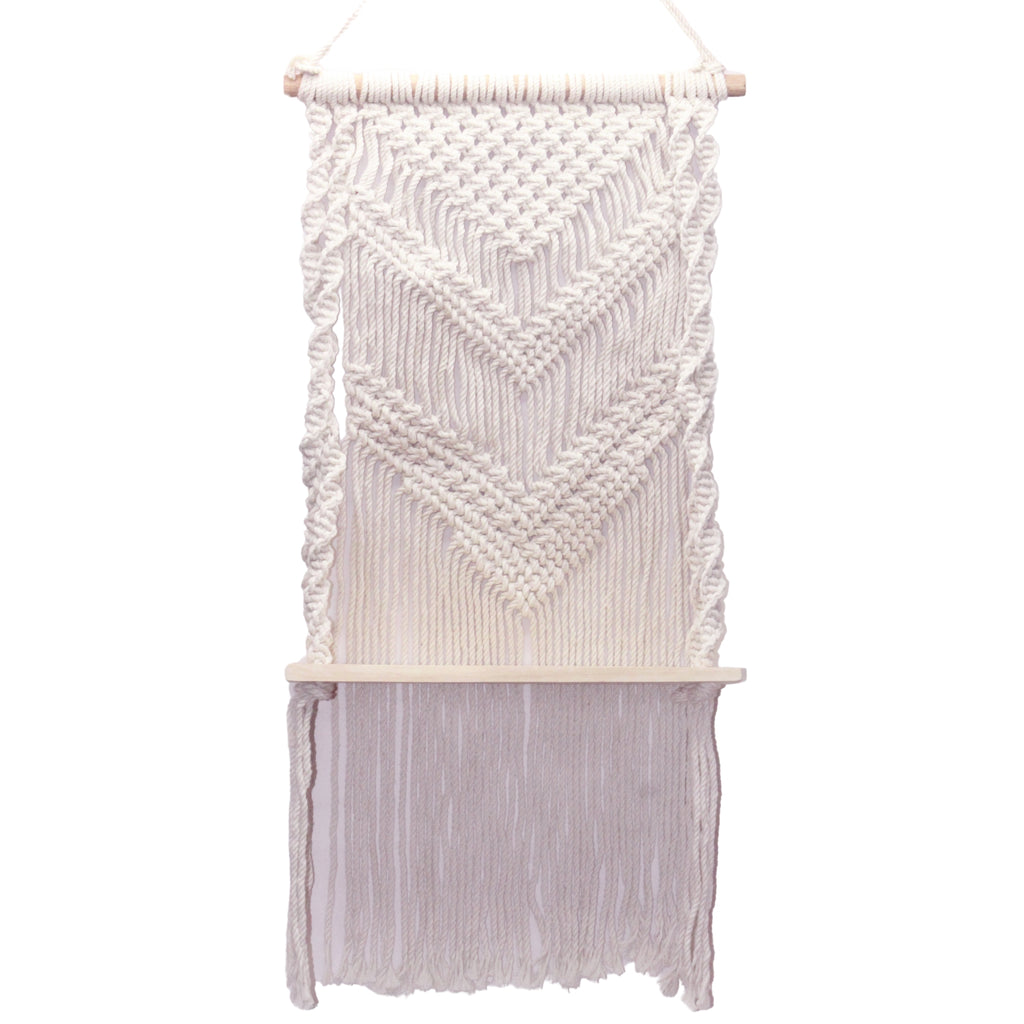 Macmrae wall hanging Crochet classic look With planks
