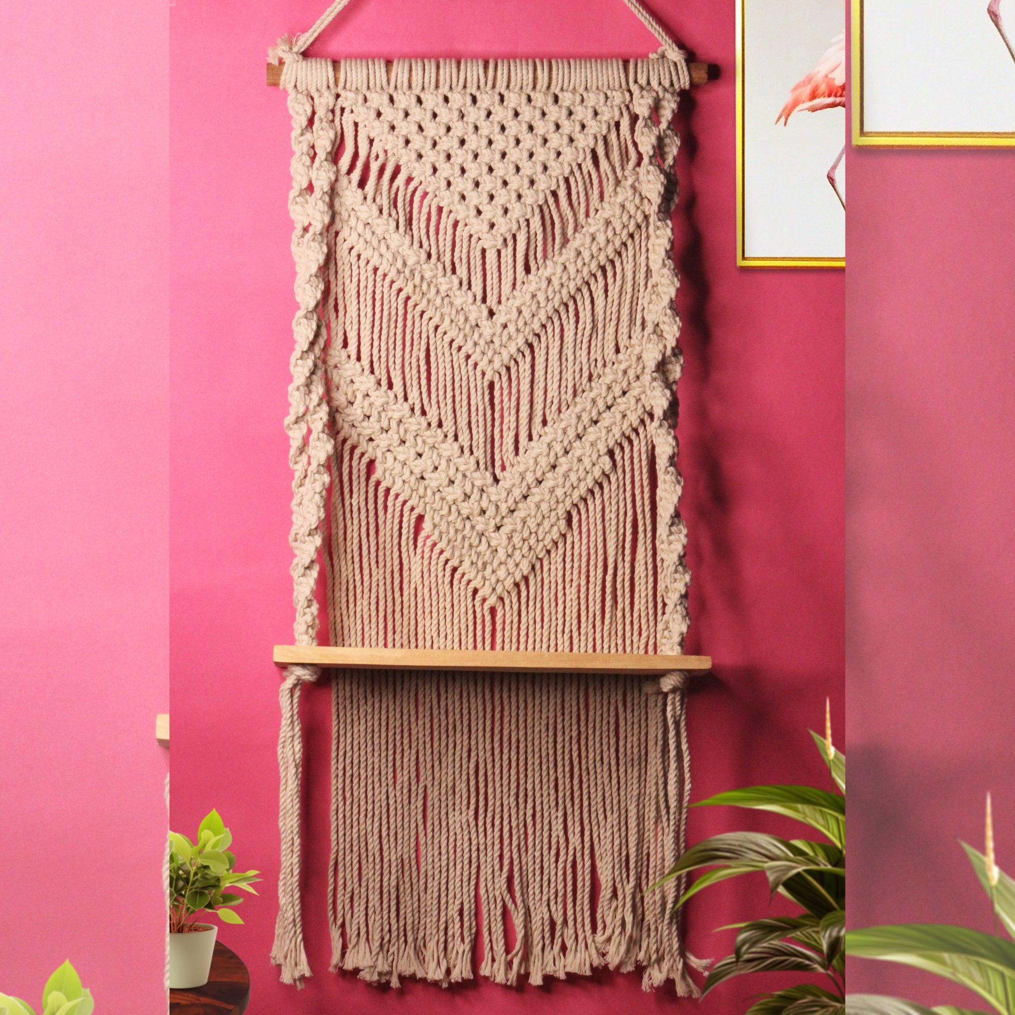 Macmrae wall hanging Crochet classic look With planks