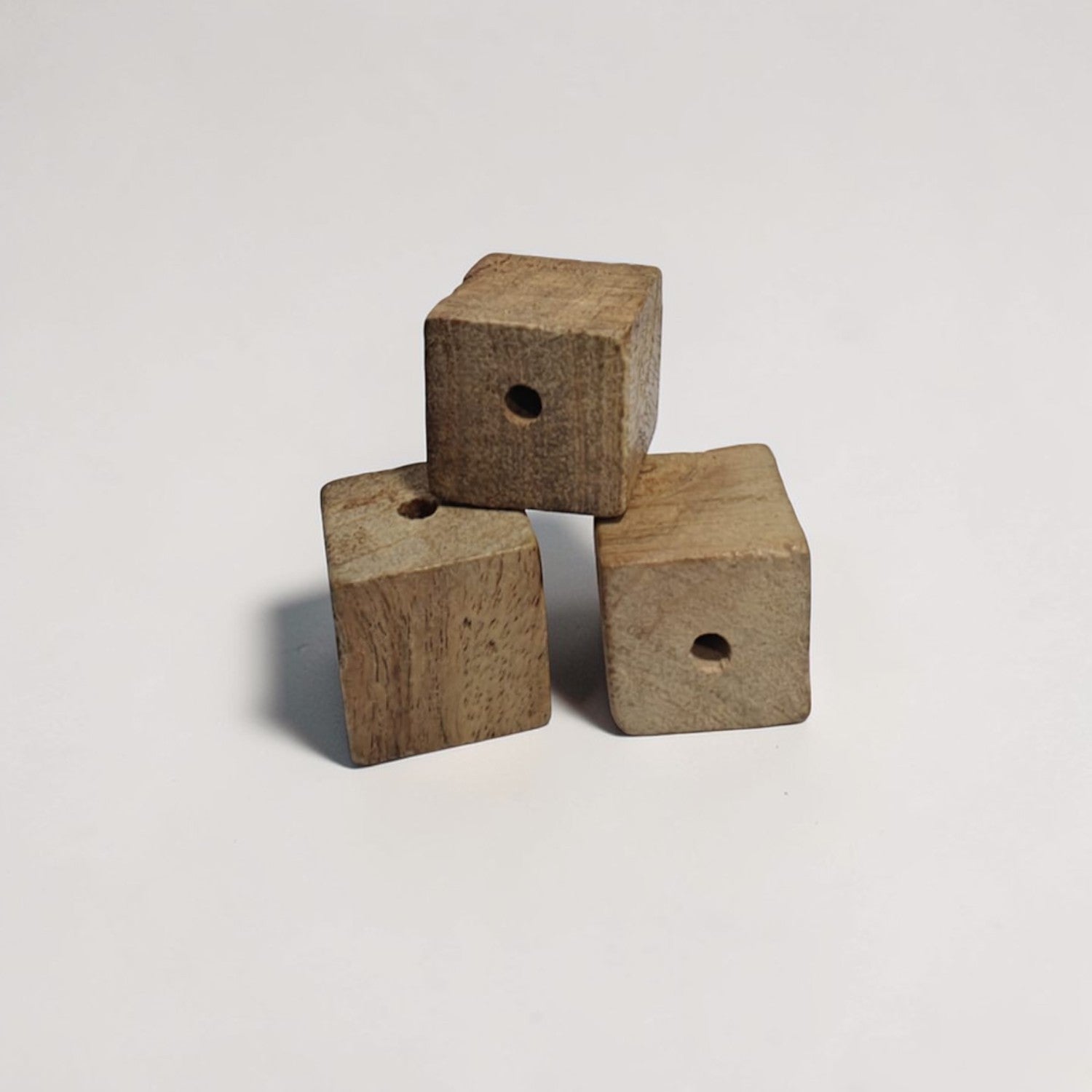 Natural Wooden Cube Beads – Square Wood Beads for Crafts & DIY Jewelry