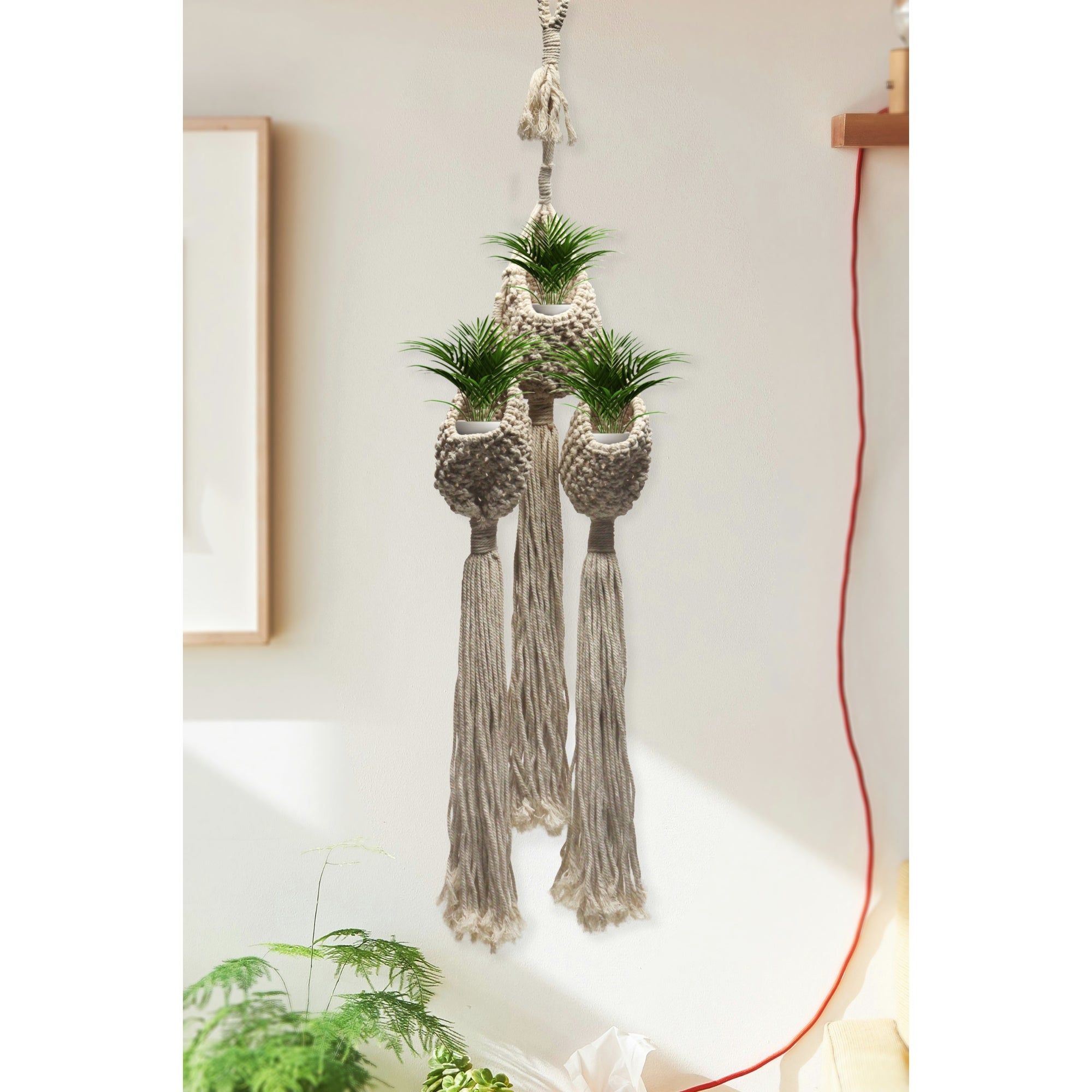 Macrame plant hanging with 3 pot holder